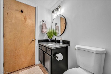 Experience refined city living in this striking Cleveland - photo 27