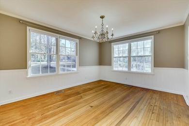 Timeless character and curb appeal are calling cards for this - photo 28