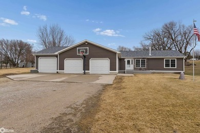 Beautiful 4-bedroom, 3-bath home located in the highly desirable - photo 2