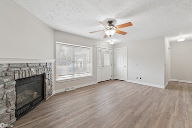 Beautiful 4-bedroom, 3-bath home located in the highly desirable - photo 3