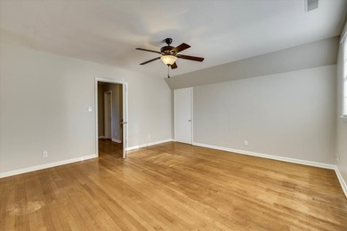 Timeless character and curb appeal are calling cards for this - photo 43