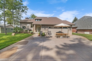 Lake Home For Sale in Houghton Lake, Michigan