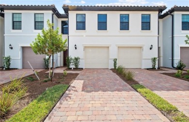 Lake Townhome/Townhouse For Sale in Cape Coral, Florida
