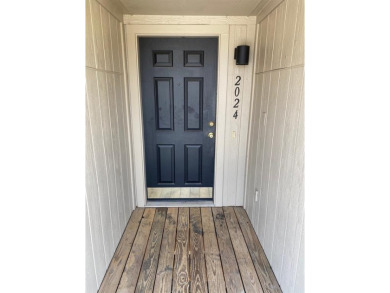 Lake Townhome/Townhouse For Sale in Rockwall, Texas