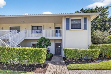Lake Condo For Sale in Boynton Beach, Florida