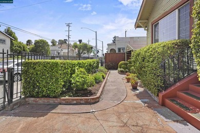 Nestled in the Harrington neighborhood of Oakland, this 3 - photo 3