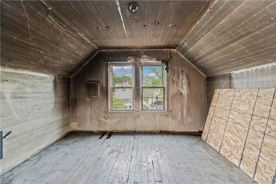 Amazing investment opportunity awaits. This 2 unit upper/lower - photo 22