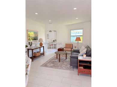 Beautiful sunny condo lots of natural light, nicely remodeled - photo 6