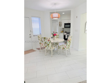 Beautiful sunny condo lots of natural light, nicely remodeled - photo 7
