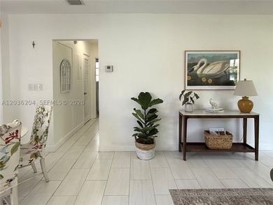 Beautiful sunny condo lots of natural light, nicely remodeled - photo 8