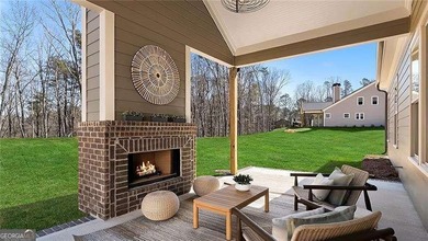 New Construction JW COLLECTION 3 Bedroom 3 Bath Home in Lake - photo 15