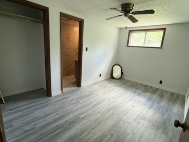 One-of-a-Kind Lake Area Retreat with Room for Everyone! Located - photo 16