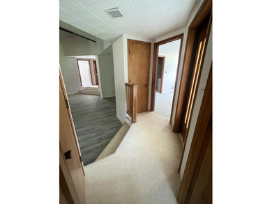 One-of-a-Kind Lake Area Retreat with Room for Everyone! Located - photo 19