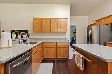 2,049 SQ FT HOME WITH A 3-STORY 3,242 SQ FT SHOP SPACE ON 1.46 - photo 20