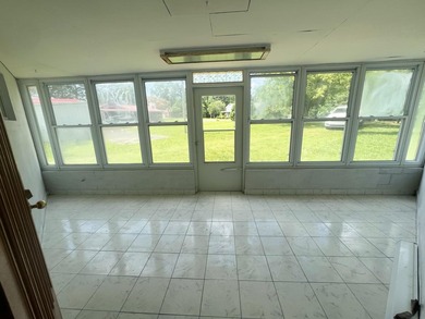 One-of-a-Kind Lake Area Retreat with Room for Everyone! Located - photo 21