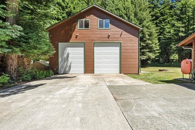 2,049 SQ FT HOME WITH A 3-STORY 3,242 SQ FT SHOP SPACE ON 1.46 - photo 32