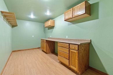 2,049 SQ FT HOME WITH A 3-STORY 3,242 SQ FT SHOP SPACE ON 1.46 - photo 38