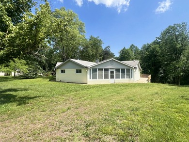 One-of-a-Kind Lake Area Retreat with Room for Everyone! Located - photo 41