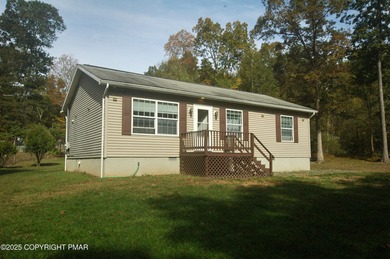 Lake Monroe Home Sale Pending in East Stroudsburg Pennsylvania