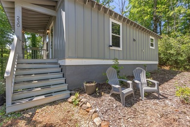 Welcome to Bearfoot Cabin, a charming mountain retreat perched - photo 11