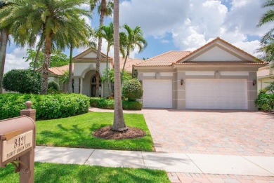 (private lake, pond, creek) Home For Sale in West Palm Beach Florida