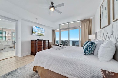 Turquoise Place is a stunning 4-bedroom, 4.5-bathroom Gulf-front - photo 17