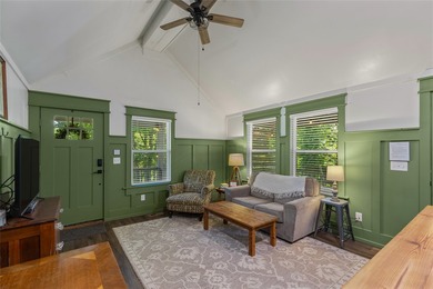 Welcome to Bearfoot Cabin, a charming mountain retreat perched - photo 19