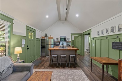Welcome to Bearfoot Cabin, a charming mountain retreat perched - photo 21