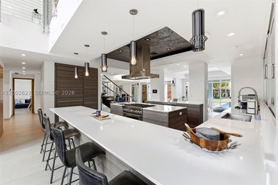 Experience unparalleled modern luxury in this spectacular split - photo 24