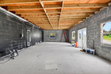 Presenting a rare and versatile commercial compound set on - photo 9