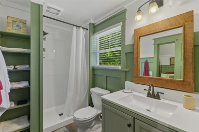Welcome to Bearfoot Cabin, a charming mountain retreat perched - photo 31