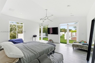 Experience unparalleled modern luxury in this spectacular split - photo 31