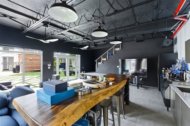 Experience unparalleled modern luxury in this spectacular split - photo 40