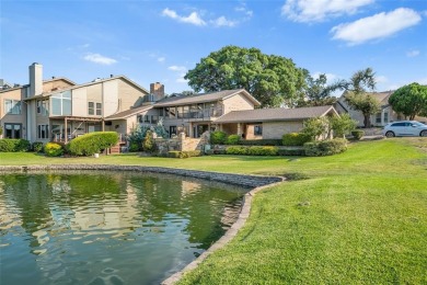 Lake Townhome/Townhouse For Sale in Carrollton, Texas