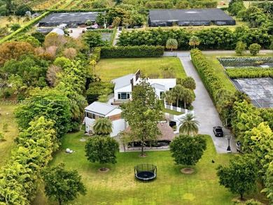 Experience unparalleled modern luxury in this spectacular split - photo 45