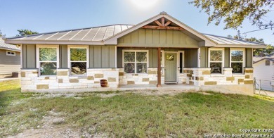 Lake Home For Sale in Canyon Lake, Texas