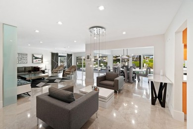 Experience the pinnacle of luxury waterfront living in The - photo 7