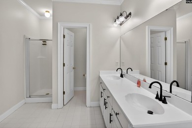 Additional listing photo 4