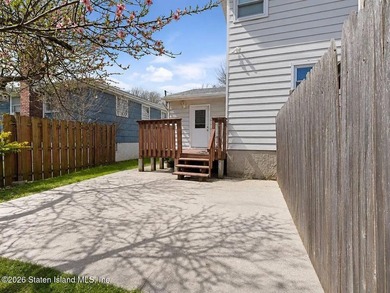 Welcome to 4 Cottage Avenue, a fully detached two-family home - photo 13