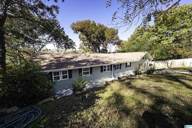 Seller is willing to look at ALL OFFERS - lets get this thing - photo 4