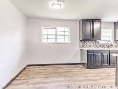 Beautifully Updated Home in Tulsa- Move-In ready!! 
Welcome to