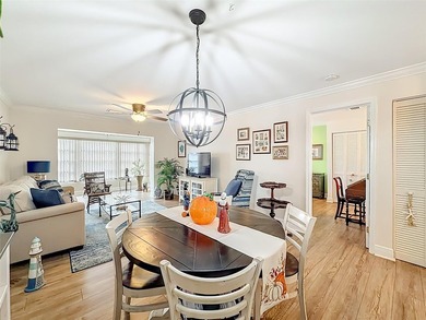 Welcome to Royal Park Gardens, a highly sought-after 55+ - photo 18