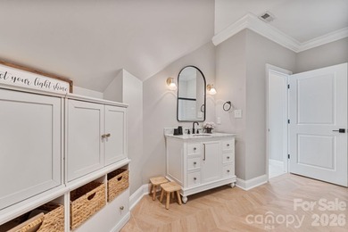 NO HOA!!! 5 Bedroom House (SEPTIC IS FOR 3: can accommodate 6 - photo 29