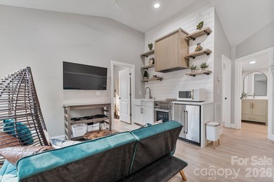 NO HOA!!! 5 Bedroom House (SEPTIC IS FOR 3: can accommodate 6 - photo 38