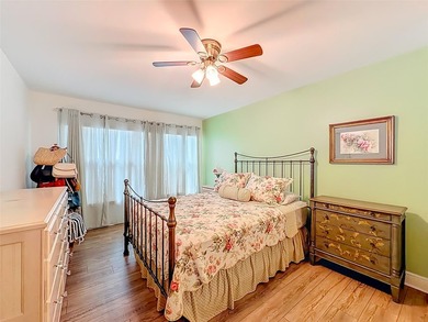 Welcome to Royal Park Gardens, a highly sought-after 55+ - photo 41