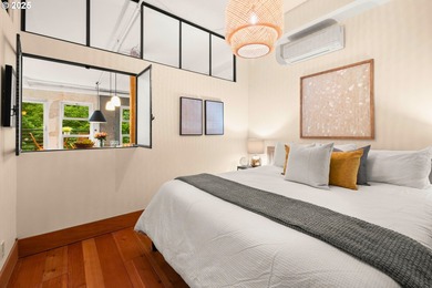 Why settle for a cookie-cutter condo when this iconic Pearl