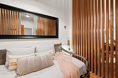 Why settle for a cookie-cutter condo when this iconic Pearl