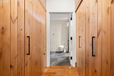 Why settle for a cookie-cutter condo when this iconic Pearl