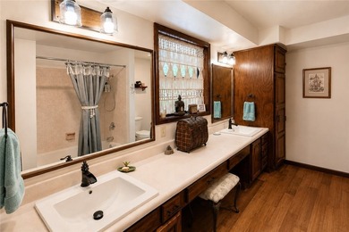 Location, Location, Location! Million-dollar mountaintop views - photo 27