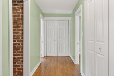 This quintessential Coastal Maine Bungalow is located minutes - photo 41
